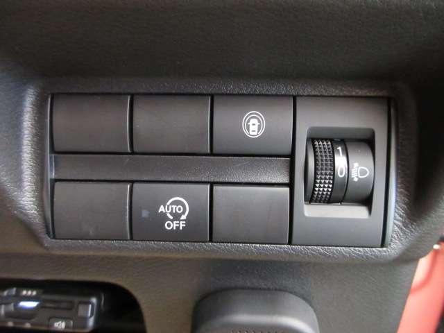 デイズ ６６０　ボレロ　全周囲カメラ・衝突軽減ブレーキ搭載　全周囲モニター　メモリーナビ　車線逸脱警報　ドライブレコーダー　フルオートエアコン　スマートキー　Ｗエアバック　アイドリングストップ　ＥＴＣ　衝突回避支援（16枚目）