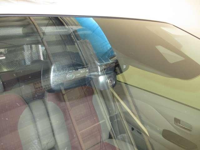 デイズ ６６０　ボレロ　全周囲カメラ・衝突軽減ブレーキ搭載　全周囲モニター　メモリーナビ　車線逸脱警報　ドライブレコーダー　フルオートエアコン　スマートキー　Ｗエアバック　アイドリングストップ　ＥＴＣ　衝突回避支援（19枚目）