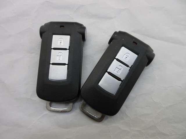 デイズルークス ６６０　ボレロ　Ｘベース　エマージェンシーブレーキ・全周囲カメラ付　Ａストップ　アラウンドビューモニター　サイドエアバッグ　バックカメラ　両側スライド片側電動ドア　オートエアコン　パワーウィンドウ　ＡＢＳ　アルミホイール　キーフリー　サイドカメラ　寒冷地仕様車（17枚目）