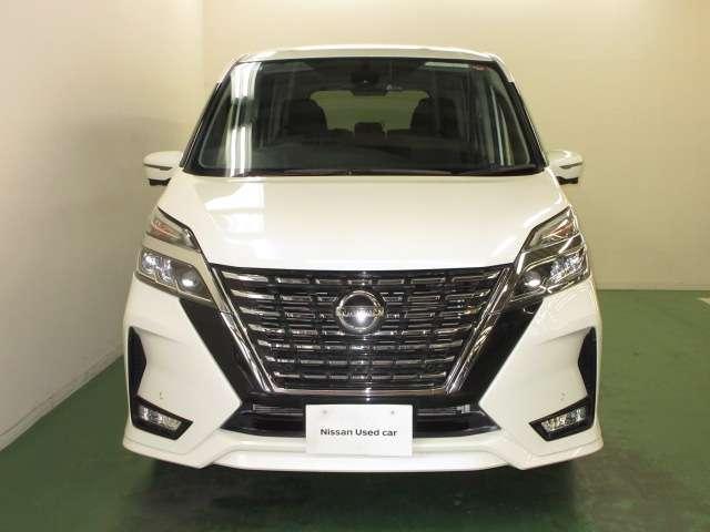 セレナ 2.0 ハイウェイスター V アラウンドビュ- アルミ 衝突被害軽減 LDP エアバッグ 両側オートスライドドア LEDライト クルコン インテリジェントキー サイドカメラ メモリーナビ アイドリングストップ ナビTV ドラレコ(2枚目)