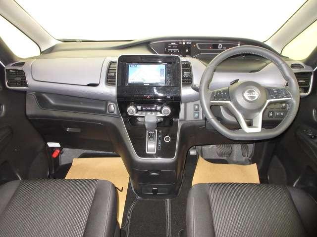 セレナ 2.0 ハイウェイスター V アラウンドビュ- アルミ 衝突被害軽減 LDP エアバッグ 両側オートスライドドア LEDライト クルコン インテリジェントキー サイドカメラ メモリーナビ アイドリングストップ ナビTV ドラレコ(4枚目)