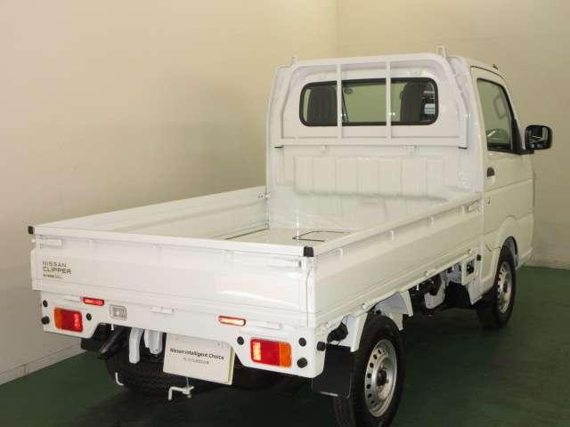 クリッパートラック 660 DX 4WD ラジオパワーウィンドウ パワステ 4WD エアコン 助手席エアバッグ 運転席エアバッグ パワーウインドウ アイドリングストップ キーレス(5枚目)