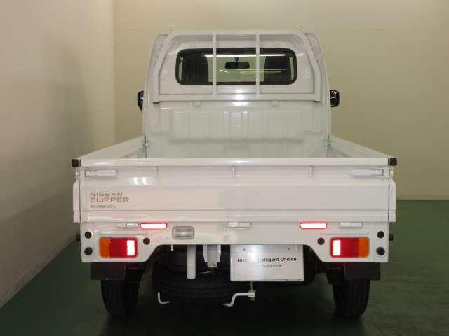 クリッパートラック 660 DX 4WD ラジオパワーウィンドウ パワステ 4WD エアコン 助手席エアバッグ 運転席エアバッグ パワーウインドウ アイドリングストップ キーレス(6枚目)