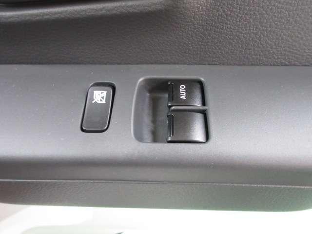 クリッパートラック 660 DX ラジオパワーウィンドウ パワステ エアコン 助手席エアバッグ 運転席エアバッグ パワーウインドウ アイドリングストップ キーレス(14枚目)