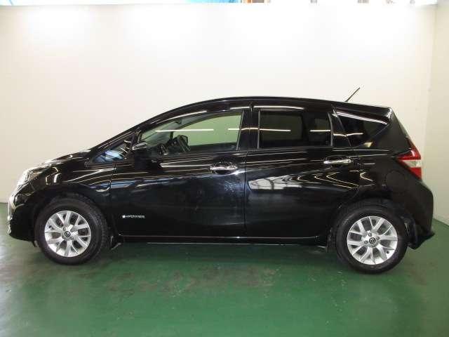 ノート 1.2 e-POWER X ナビ・全方位カメラ・ドラレコ・ETC2.0 360°カメラ Rカメラ 運転席助手席エアバック レーンキープ AUTOエアコン 盗難防止システム ナビTV AW サイドカメラ 運転席エアバッグ キーレスエントリー ドラレコ ETC車載器 パワステ(3枚目)