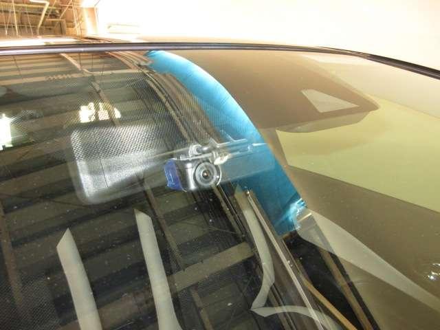 ノート 1.2 e-POWER X ナビ・全方位カメラ・ドラレコ・ETC2.0 360°カメラ Rカメラ 運転席助手席エアバック レーンキープ AUTOエアコン 盗難防止システム ナビTV AW サイドカメラ 運転席エアバッグ キーレスエントリー ドラレコ ETC車載器 パワステ(17枚目)