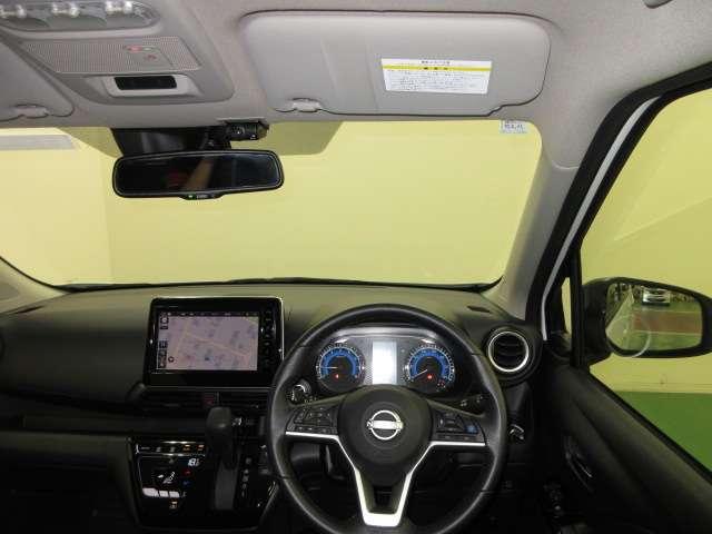 デイズ ６６０　ハイウェイスターＸ　プロパイロット　エディション　元展示・試乗車　衝突被害軽減ブレーキ　スマートキー＆プッシュスタート　ＬＥＤヘッド　レーダークルーズ　盗難防止装置　アイドリングストップ　ＬＫＡＳ　ドラレコ　パワーステアリング　オートエアコン　Ｂカメラ　ワンセグ　メモリーナビゲーション（10枚目）