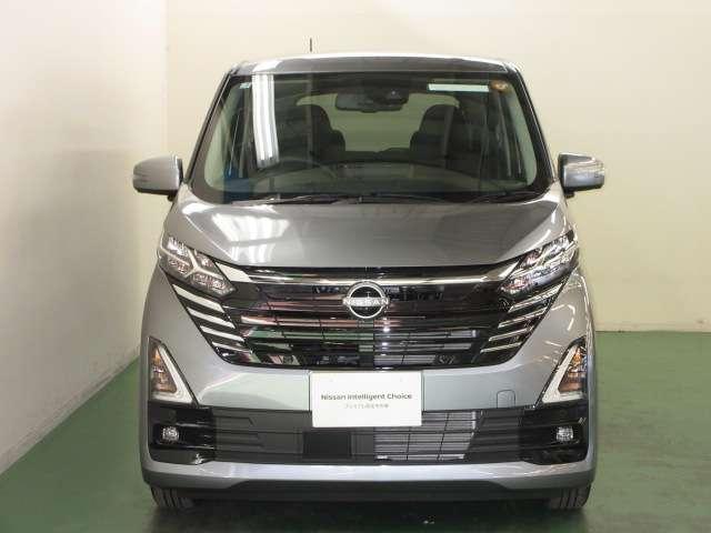 デイズ ６６０　ハイウェイスターＸ　プロパイロット　エディション　元展示・試乗車　衝突被害軽減ブレーキ　スマートキー＆プッシュスタート　ＬＥＤヘッド　レーダークルーズ　盗難防止装置　アイドリングストップ　ＬＫＡＳ　ドラレコ　パワーステアリング　オートエアコン　Ｂカメラ　ワンセグ　メモリーナビゲーション（2枚目）