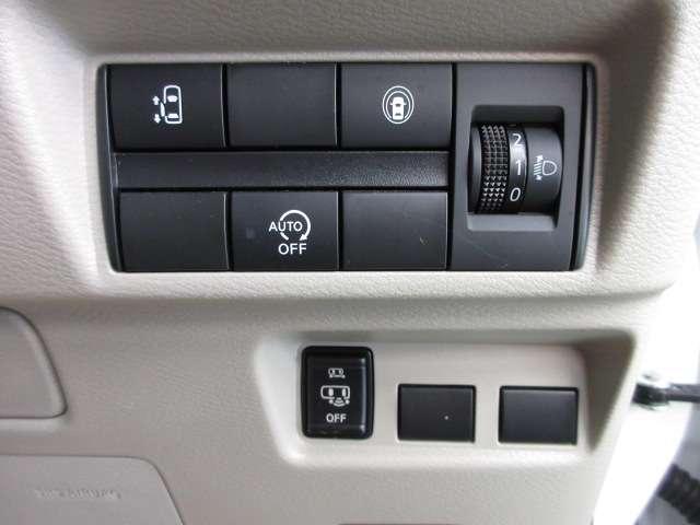 ルークス 660 X 元展示・試乗車 アラモニ 前後衝突軽減ブレーキ 車線逸脱防止 スマートキー キーフリー ドライブレコーダー i-stop フルオートエアコン パワーウインドウ LED バックカメラ 盗難防止 カーテンエアバッグ(14枚目)