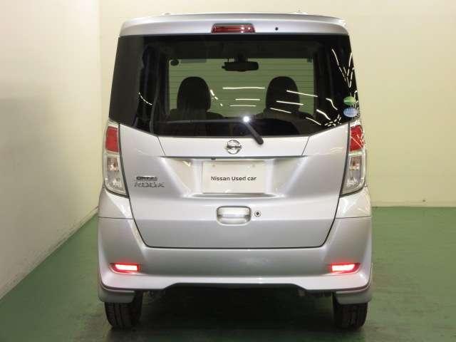 全国納車ＯＫ！メーカー保証付き。万が一のトラブルも全国のディーラー店で保証対応可能です。