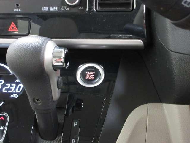 室内はハンドル周りからシフトレバー・シート・ボディまでスタッフが一生懸命、クリーニングし磨き上げております。