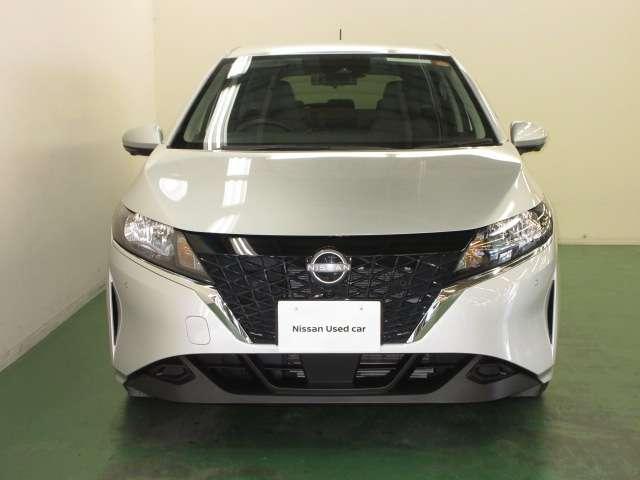 ノート 1.2 S 衝突被害軽減ブレーキ・アラウンドビューモ 軽減ブレーキ 360°カメラ LDW バックカメラ サイドカメラ インテリキー オートエアコン サイドエアバッグ リモコンキー エアバッグ ABS パワーステアリング 助手席エアバッグ(2枚目)