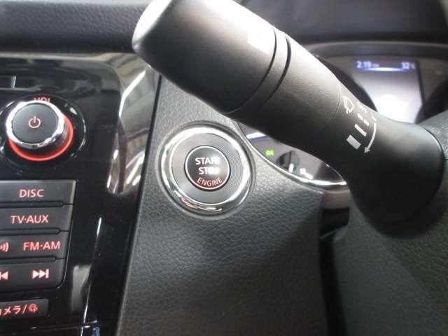 エクストレイル ２．０　２０Ｘｉ　２列車　全周囲カメラ・衝突軽減ブレーキ搭載　アイドリングストップ車　オートクルーズコントロール　ＬＥＤヘットライト　Ｒカメラ　インテリキー　ＥＴＣ　ドライブレコーダー　キーフリー　ＴＶナビ　オートエアコン　アルミホイール　メモリーナビ　ＡＢＳ（14枚目）