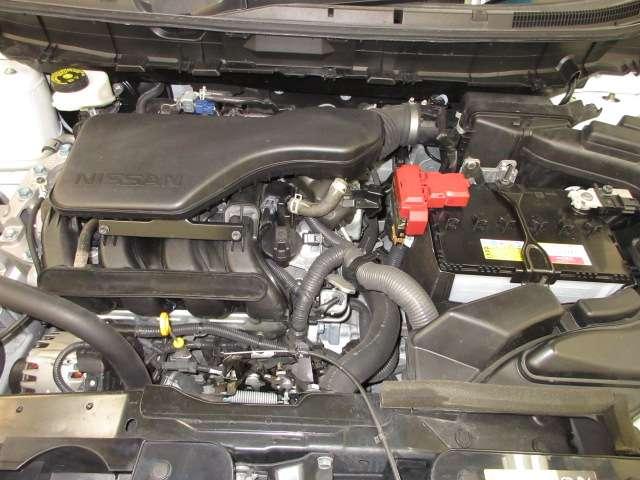 エクストレイル ２．０　２０Ｘｉ　２列車　全周囲カメラ・衝突軽減ブレーキ搭載　アイドリングストップ車　オートクルーズコントロール　ＬＥＤヘットライト　Ｒカメラ　インテリキー　ＥＴＣ　ドライブレコーダー　キーフリー　ＴＶナビ　オートエアコン　アルミホイール　メモリーナビ　ＡＢＳ（20枚目）