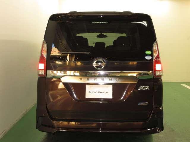 セレナ ２．０　ハイウェイスター　Ｖセレクション　全周囲カメラ・衝突軽減ブレーキ搭載　全周カメラ　Ｉ－ＳＴＯＰ　サイドカメラ　両側ＡＳＤ　Ａクルーズ　ワンオ－ナ－車　ＬＥＤヘッドライト　バックカメラ　パーキングアシスト　ＴＶナビ　ドライブレコーダー　キーレス　オートエアコン　エアバッグ（6枚目）