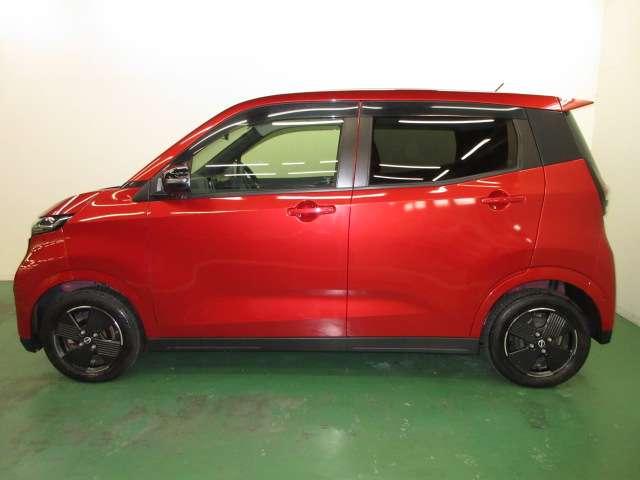 サクラ Ｘ　衝突軽減ブレーキ搭載　運転席エアバック　ＡＡＣ　ＬＥＤヘッドランプ　スマートキー　レーンアシスト　盗難防止システム　キーレスエントリー　パワーステアリング　アルミホイール　ＡＢＳ　サイドカーテンエアバック　パワーウィンドウ（3枚目）