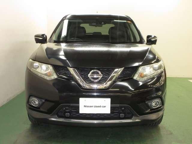 エクストレイル ２．０　２０Ｘ　エマージェンシーブレーキパッケージ　２列車　４ＷＤ　全周囲カメラ・衝突軽減ブレーキ搭載　スマキ－　アイドリングＳＴＯＰ　セキュリティ　ＡＷＤ　アルミ　ナビ＆ＴＶ　メモリーナビゲーション　Ｓカメラ　レーンキープ　エアコン　ワンセグ　パワーステアリング　キーレス　ＥＴＣ車載器　ＡＢＳ（2枚目）