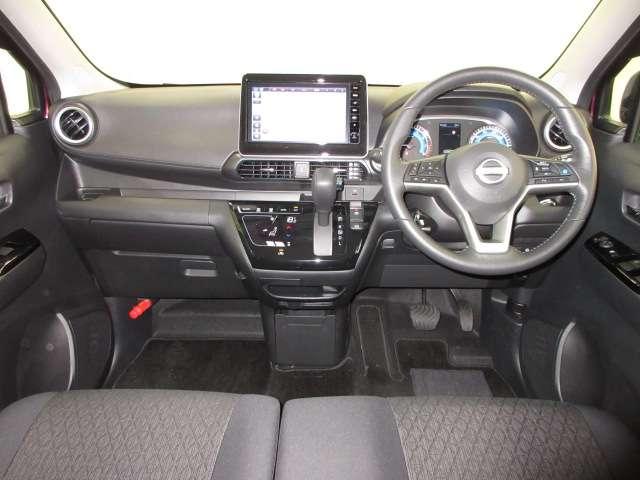 デイズ ６６０　ハイウェイスターＸ　プロパイロット　エディション　スマートキー＆プッシュスタート　ＬＥＤヘッド　レーダークルーズ　盗難防止装置　アイドリングストップ　ＬＫＡＳ　ドラレコ　パワーステアリング　オートエアコン　Ｂカメラ　ワンセグ　メモリーナビゲーション（4枚目）