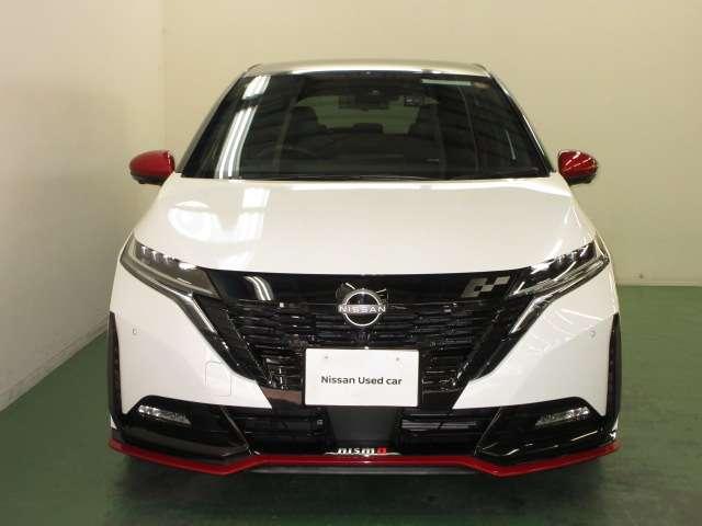 オーラ 1.2 NISMO 全周囲カメラ・衝突軽減ブレーキ搭載 カーテンエアバッグ エマブレ インテリキー ETC ドラレコ 車線逸脱警報 ワンセグ キーフリーシステム ダブルエアバック アルミホイール 運転席エアバッグ メモリーナビ アイドリングストップ ABS(2枚目)