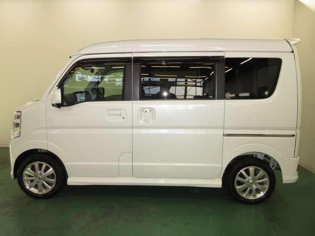 ＮＶ１００クリッパーリオ ６６０　Ｅ　ハイルーフ　バックカメラ・衝突軽減ブレーキ搭載　バックモニタ－　オートエアコン　ドライブレコーダー　メモリーナビ　ナビＴＶ　アルミホイール　ＡＢＳ　ワンセグ　キーレス　エアバッグ　Ｗエアバック　パワーステアリング　アイドリングストップ（3枚目）