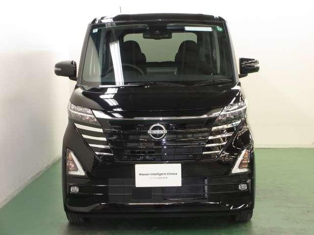 ルークス ６６０　ハイウェイスターＸ　アイスト　衝突被害軽減ブレ－キ　マルチビューカメラ　車線逸脱警報装置　ＬＥＤ　スマートキー　パワーウィンドウ　カーテンエアバック　ドライブレコーダー　ナビＴＶ　バックカメラ　パワステ　オートエアコン（2枚目）