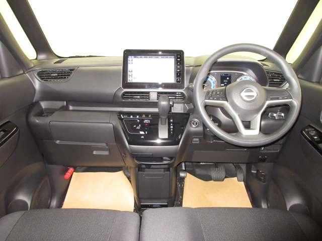 ルークス ６６０　ハイウェイスターＸ　アイスト　衝突被害軽減ブレ－キ　マルチビューカメラ　車線逸脱警報装置　ＬＥＤ　スマートキー　パワーウィンドウ　カーテンエアバック　ドライブレコーダー　ナビＴＶ　バックカメラ　パワステ　オートエアコン（4枚目）