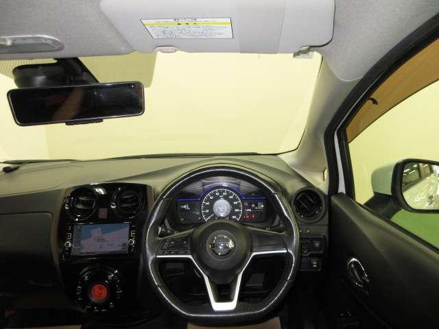 ノート １．２　ｅ－ＰＯＷＥＲ　メダリスト　被害軽減ブレーキ　ＴＶナビ　ドライブレコーダ　バックモニター　インテリキー　アイドリングストップ　盗難防止装置　ＬＥＤランプ　車線逸脱警報システム　キーフリー　アルミホイール　ＥＴＣ　オートエアコン（10枚目）