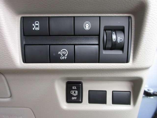 ルークス 660 X アラモニ 前後衝突軽減ブレーキ ワンオーナー車 禁煙 車線逸脱防止 スマートキー キーフリー ドライブレコーダー i-stop フルオートエアコン パワーウインドウ LED バックカメラ 盗難防止(15枚目)