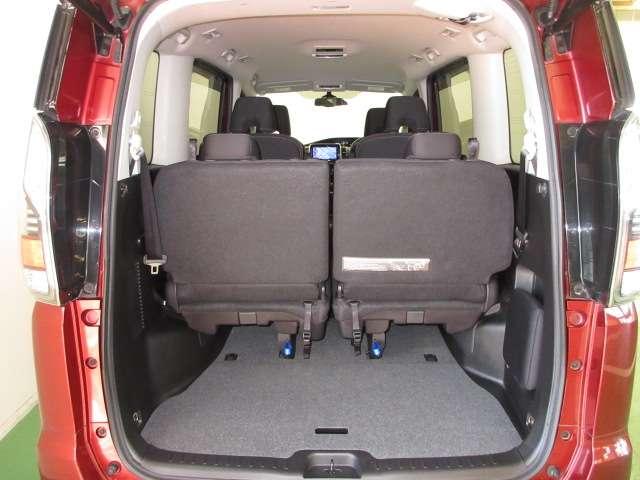 セレナ 1.2 e-POWER ハイウェイスター V 360°カメラ エマジェンシーブレーキ スマキー バックカメラ LED レーンアシスト クルコン ETC ドラレコ Aストップ イモビ フルオートエアコン アルミホイール エアバック メモリーナビ(20枚目)