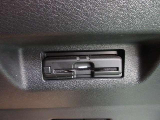 キックス 1.2 X (e-POWER) ナビ&TV 追従クルコン スマートキー LEDヘッド レーンアシスト パワーステアリング 盗難防止システム ドライブレコーダー ETC メモリーナビ サイドエアバッグ アルミ AAC キーレス ABS(16枚目)