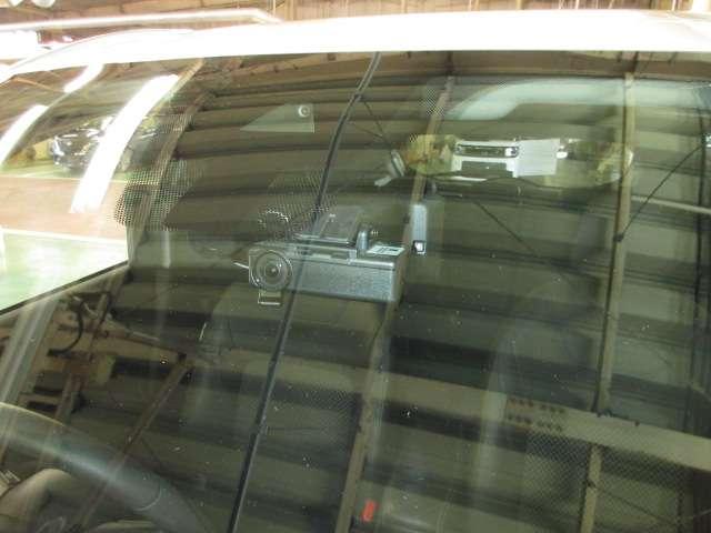 キックス 1.2 X (e-POWER) ナビ&TV 追従クルコン スマートキー LEDヘッド レーンアシスト パワーステアリング 盗難防止システム ドライブレコーダー ETC メモリーナビ サイドエアバッグ アルミ AAC キーレス ABS(17枚目)