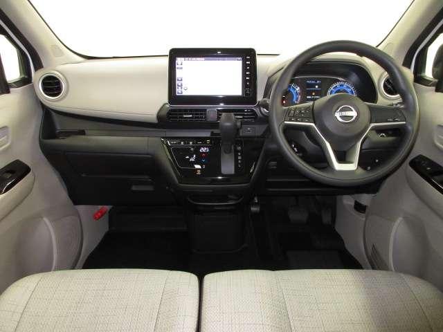 デイズ 660 X アラウンドM 踏み間違え防止 スマートキー イモビライザー バックカメラ レーンキープ アイドリングストップ ドライブレコーダー キーレス フルオートエアコン ナビTV WAB 運転席エアバック PS(4枚目)