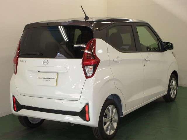 デイズ 660 X アラウンドM 踏み間違え防止 スマートキー イモビライザー バックカメラ レーンキープ アイドリングストップ ドライブレコーダー キーレス フルオートエアコン ナビTV WAB 運転席エアバック PS(5枚目)