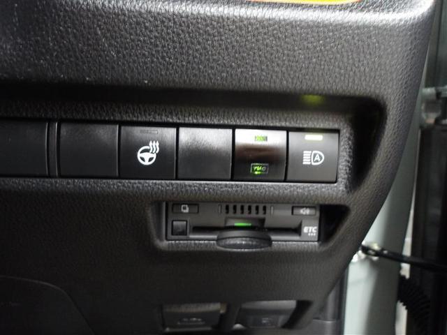 RAV4 アドベンチャー 衝突被害軽減 ETC付き ESC 1オーナー 地デジ スマキー エアコン イモビ パワステ AW LEDライト 4WD車 クルーズコントロール 電動パワーシート サイドエアバッグ ABS TV(8枚目)