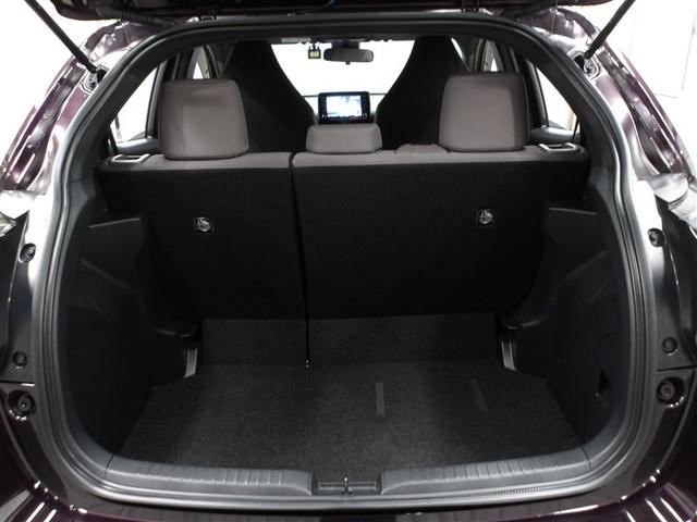 ヤリス ハイブリッドＧ　ＬＥＤライト　フルセグＴＶ　サイドエアバッグ　スマートキ　Ｂモニター　ドライブレコーダー　ＥＴＣ車載器　横滑り防止装置　クルコン　セキュリティアラーム　パワステ　メモリーナビゲーション　キーフリー（15枚目）