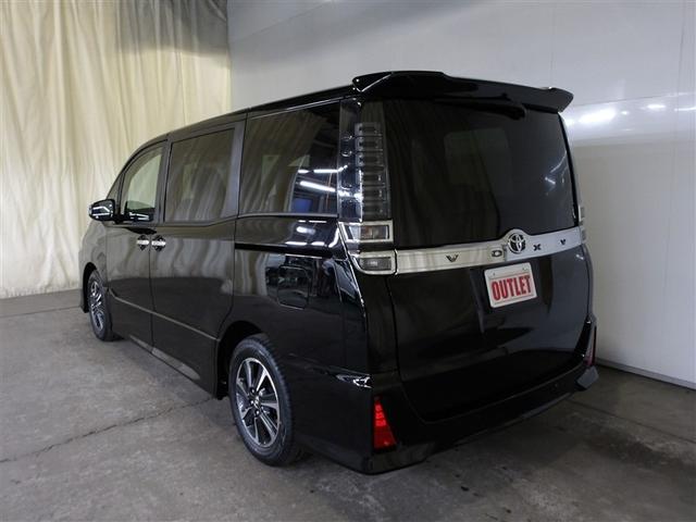 ヴォクシー ＺＳ　煌ＩＩ　スマートキー・プッシュスタート　バックガイドモニター　セキュリティアラーム　両側パワスラドア　１オーナー　地デジテレビ　ＶＳＣ　ＬＥＤライト　助手席エアバック　キーレスエントリー　ＡＣ　パワステ（3枚目）