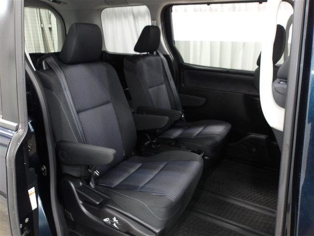 ヴォクシー ZS 煌 地上デジタル 両側パワードア アイドリングストップ車 パワーウィンド 横滑防止 1オーナ DVD可 盗難防止装置 スマートエントリー Bカメラ LEDヘッドライト メモリーナビ 3列シート ETC(14枚目)