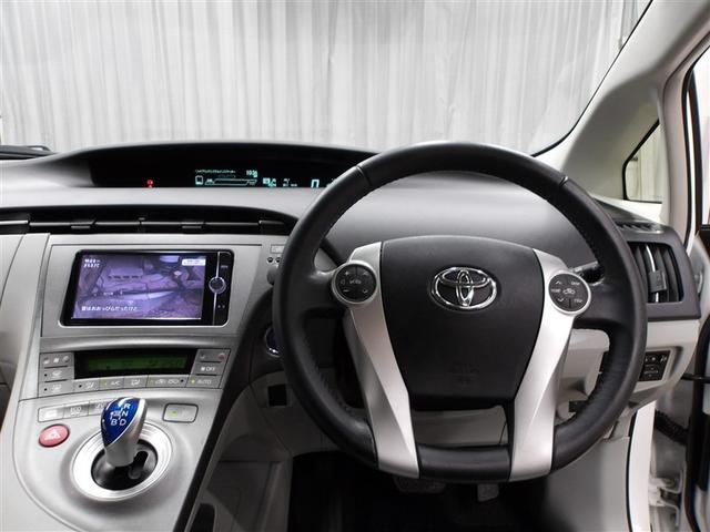 プリウス Ｓ　Ｂモニタ－　フルセグ地デジ　インテリキー　デュアルエアバック　エアＢ　イモビライザー　ＤＶＤ再生可能　ナビＴＶ　ＡＵＴＯエアコン　横スベリ防止　アルミホイール　ＥＴＣ装備　ＡＢＳ　サイドエアバッグ（4枚目）