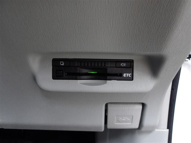 プリウス Ｓ　Ｂモニタ－　フルセグ地デジ　インテリキー　デュアルエアバック　エアＢ　イモビライザー　ＤＶＤ再生可能　ナビＴＶ　ＡＵＴＯエアコン　横スベリ防止　アルミホイール　ＥＴＣ装備　ＡＢＳ　サイドエアバッグ（10枚目）