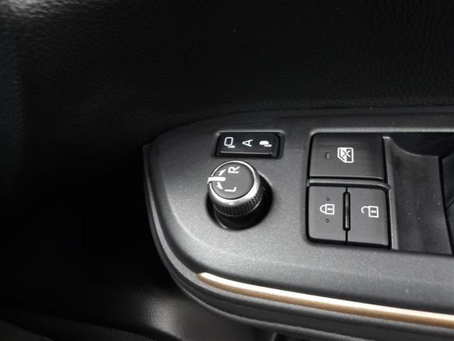 クラウンクロスオーバー Ｇアドバンスド・レザーパッケージ　ＴＳＳ　レザー　フルセグＴＶ　パワーシート　ＬＥＤヘッドライト　クルーズコントロール　Ｂカメラ　オートエアコン　アルミホイル　ワンオーナー　ＥＴＣ付　横滑り防止装置　４ＷＤ　ＴＶ　盗難防止装置　ＡＢＳ（11枚目）