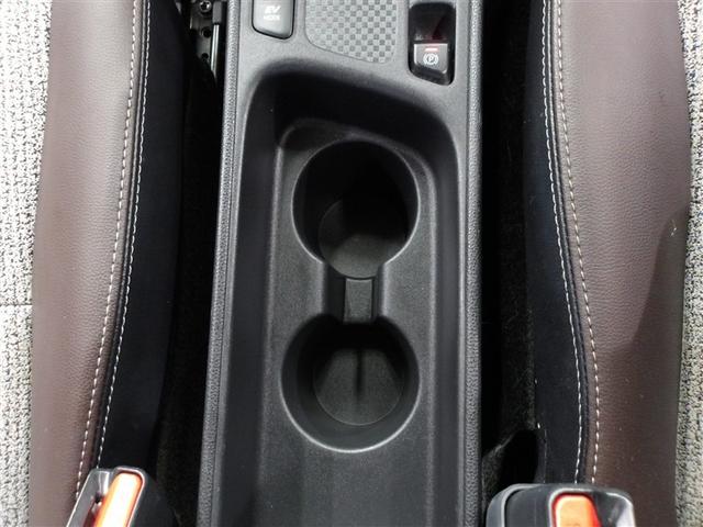 ヤリスクロス ハイブリッドZ インテリジェントキー アルミホイル LEDライト 1オ-ナ- リアカメラ クルーズコントロール 横滑り防止システム TV 電動シ-ト パワステ オートエアコン キーフリー イモビライザ エアバッグ(9枚目)