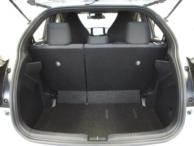 ヤリス Ｇ　バックモニタ－　誤発進抑制機能　ドライブレコーダ　スマートキー　盗難防止装置　横滑り防止機能　キーレス　オートエアコン　メモリーナビ　ＡＢＳ　運転席エアバック　サイドエアバッグ　ナビ　パワーウィンドウ（15枚目）