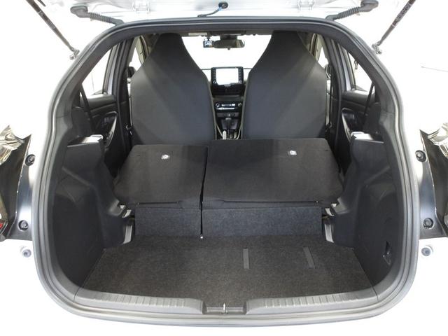 ヤリス Ｇ　バックモニタ－　誤発進抑制機能　ドライブレコーダ　スマートキー　盗難防止装置　横滑り防止機能　キーレス　オートエアコン　メモリーナビ　ＡＢＳ　運転席エアバック　サイドエアバッグ　ナビ　パワーウィンドウ（16枚目）