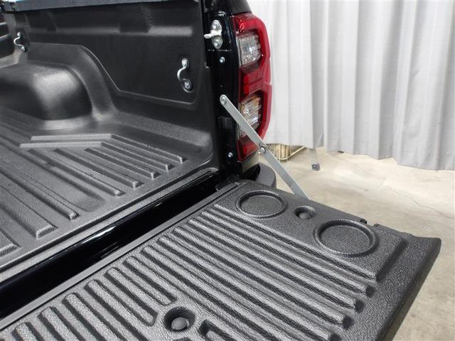 ハイラックス Ｚ　アイドリングＳＴＯＰ　プリクラッシュＳ　キーフリーシステム　フルセグ地デジ　運転席助手席エアバック　バックモニタ　パワーウインドウ　ナビ＆ＴＶ　スマートキー＆プッシュスタート　メモリーナビゲーション（16枚目）