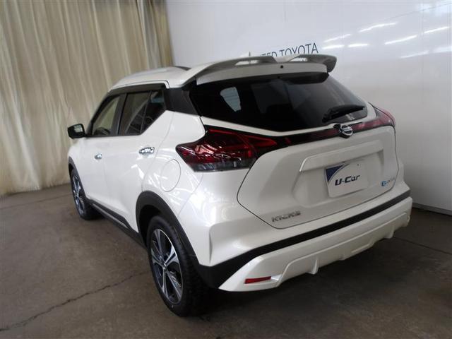 キックス Ｘ　スタイルエディション　クルコン　地デジ　エマブレ　ＬＥＤヘッドランプ　ワンオーナー　セキュリティ　ＥＴＣ　スマートキー　ナビＴＶ　メモリ－ナビ　パワステ　エアコン　キーレス　パワーウィンドウ　ＡＢＳ　バックカメラ　ドラレコ（3枚目）