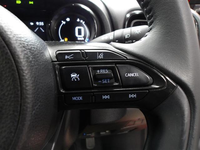 ヤリス ハイブリッドＺ　ＰＣＳ　地デジ　Ｂカメラ　ドラレコ付　ＬＥＤランプ　スマキー　ＥＴＣ付き　ナビＴＶ　ＶＳＣ　パワステ　１オナ車　クルコン　カーテンエアバック　キーフリー　ＡＢＳ　イモビ　エアコン　メモリナビ（9枚目）