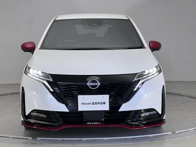 オーラ １．２　ＮＩＳＭＯ　アラウンドモニター　ドラレコ　ＬＥＤ　カーテンエアバッグ　エマブレ　インテリキー　ドラレコ　車線逸脱警報　ワンセグ　キーフリーシステム　ダブルエアバック　定期点検記録簿　アルミホイール　運転席エアバッグ　メモリーナビ　アイドリングストップ（2枚目）