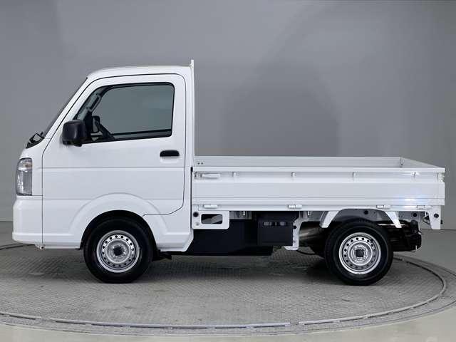 クリッパートラック ６６０　ＤＸ　４ＷＤ　障害物センサー　走行５ｋｍ　認定中古車　パワステ　記録簿　４ＷＤ　エアコン　助手席エアバッグ　運転席エアバッグ　パワーウインドウ　アイドリングストップ　キーレス（7枚目）
