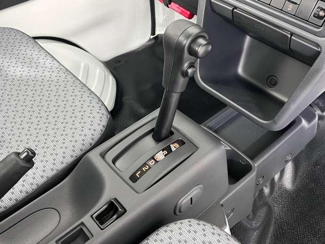 クリッパートラック ６６０　ＤＸ　４ＷＤ　障害物センサー　走行５ｋｍ　認定中古車　パワステ　記録簿　４ＷＤ　エアコン　助手席エアバッグ　運転席エアバッグ　パワーウインドウ　アイドリングストップ　キーレス（15枚目）