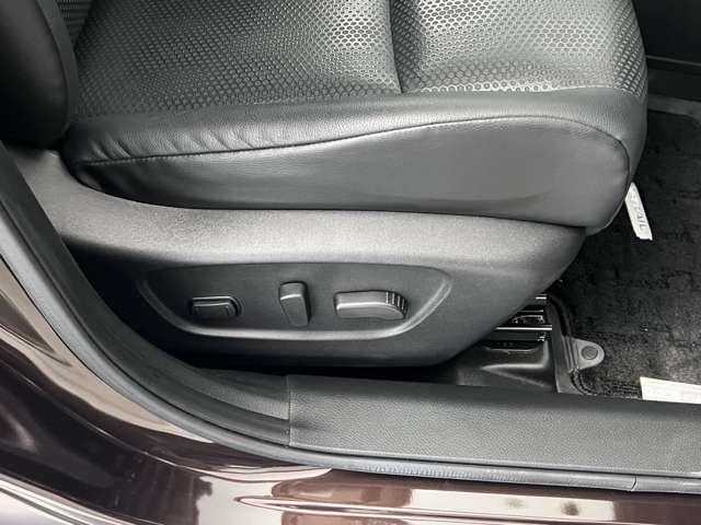 エクストレイル ２．０　２０Ｘｉ　Ｖセレクション　２列車　４ＷＤ　前後ドラレコ　ＥＴＣ　プロパイロット　電動リア　踏み間違い防止　盗難防止　全周囲モニター　オールモード４ＷＤ　ＬＥＤヘッドライト　ＬＤＰ　ｉストップ　レーダークルーズ　ＥＴＣ　１オナ　アルミ　メモリーナビ　スマートキー　ＡＢＳ　オートエアコン（11枚目）